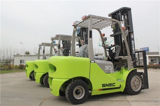 Xc490 엔진 디젤 반탄력 3000kg 사이드 셔퍼 포크리프트